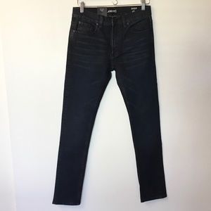NWT Blank NYC 014 Slim Jeans - 29
